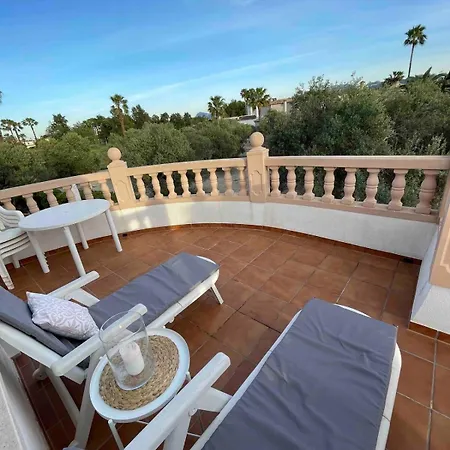 Carla Feriehus Oliva